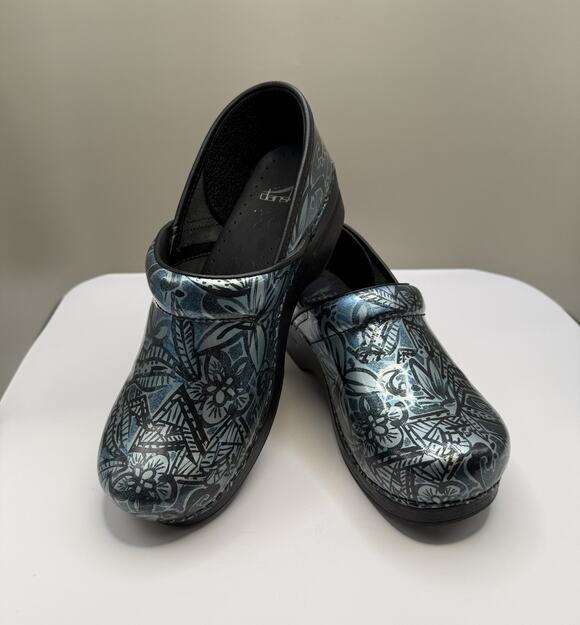 Dansko Shoes - Dansko Professional Floral Patent Clogs Denim Print Size 40 US 9-9.5